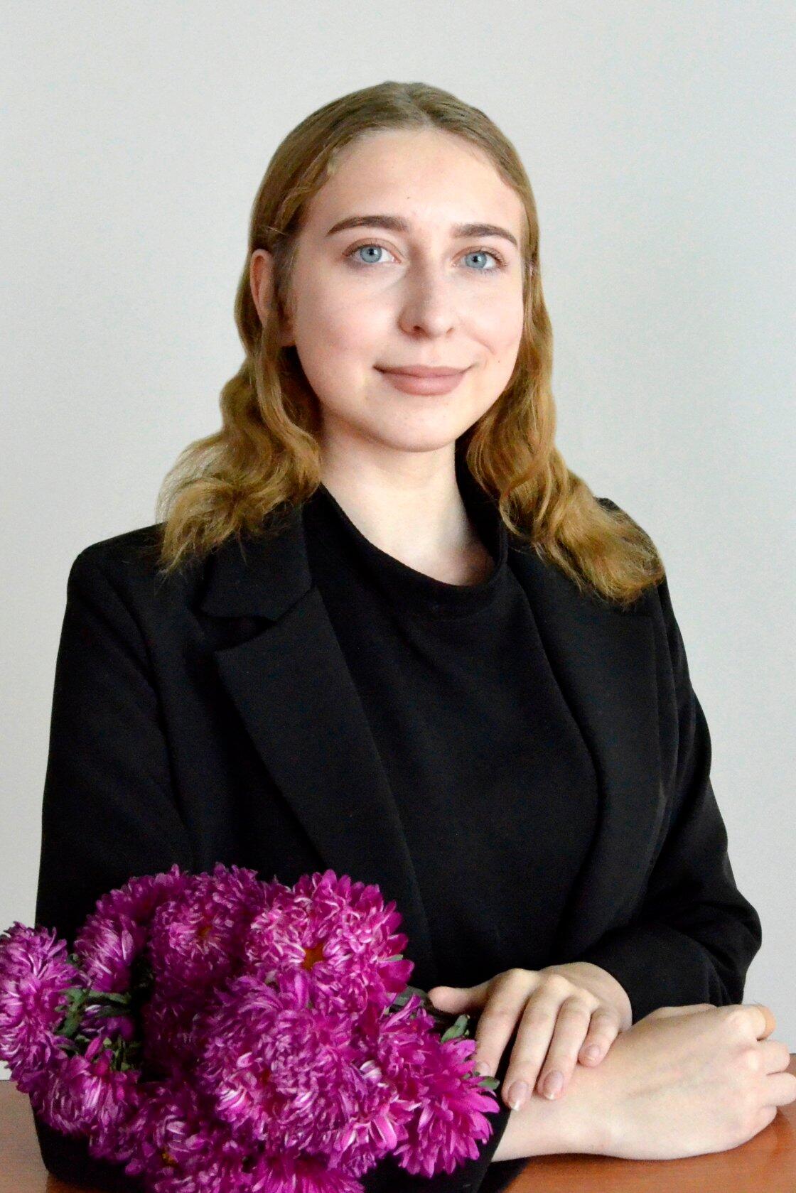 Лукьяненко Полина.